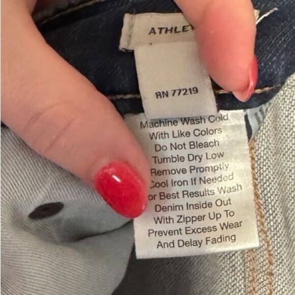 Athleta Men's Dark Blue Slim Jeans - Picture 8 of 11